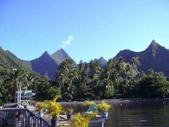 Bonjouir Lodge Paradise Teahupoo Exterior photo